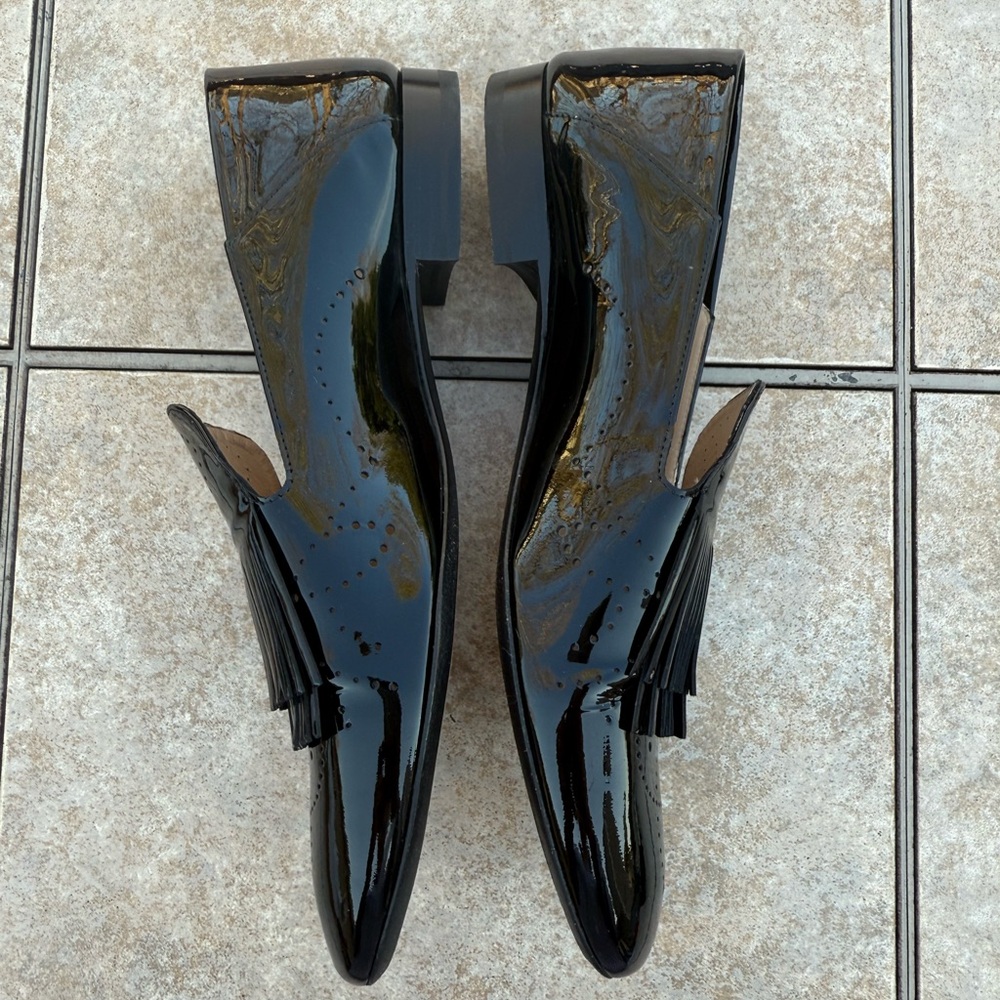 Fratelli Rossetti black patent leather loafers with a kiltie fringe detail - Picture 12 of 15